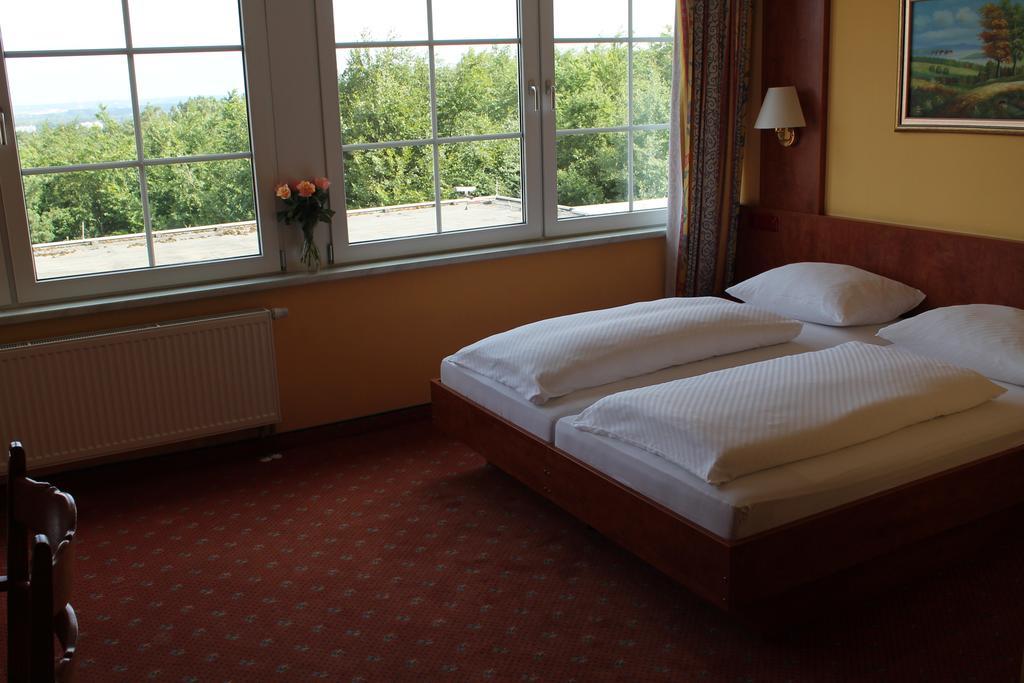Berghotel Hamburg Blick Oda fotoğraf